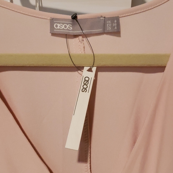 Dress - Picture 3 of 4